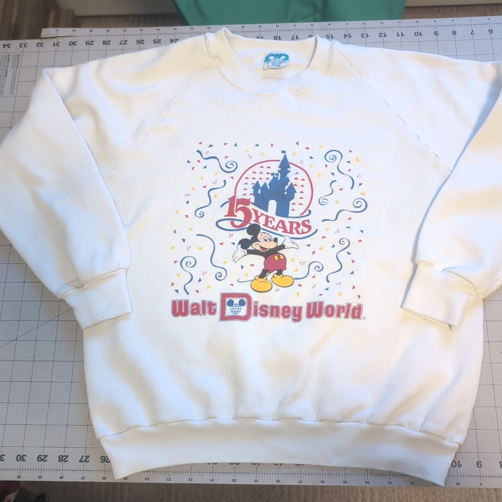 Vintage Disney 1980s Crewneck Sweater Mickey Mouse